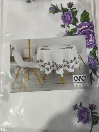 Gardenya Ekru Antika Desenli Masa Örtüsü (150X150) ( YUVARLAK MASA ÖRTÜSÜ ) MOR ÇİÇEK